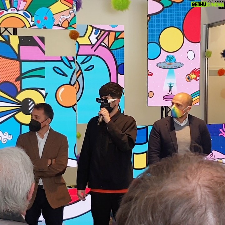 Borja Jiménez Mérida Instagram - Hoy estoy muy feliz!! 🥳 Es para mí un honor y un placer que el carnaval de mi isla tenga este año el sello del bejismo en su cartel ❤️ Se lo contaré a mis nietos!!!! @carnavaldetenerife Carnaval de Santa Cruz de Tenerife