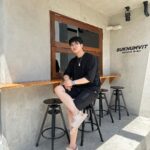 Bovorn Kongnawdee Instagram – รองเท้าก็เหมือนความรัก เราต้องเลือกคู่ที่อยู่กับเราแล้วรู้สึกสบายที่สุด ซึ่งรองเท้า Jelly Bunny คู่นี้ ฟงแมท์ง่ายกับทุกชุด ใส่สบายไปได้กับทุกที่ ยกตำแหน่งให้เป็นรองเท้าคู่ชีวิตฟงเลย

@jellybunny_official
#JBFriends #jbdiscoveryfw23