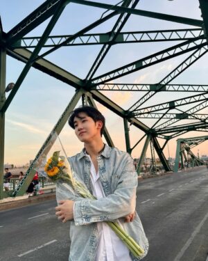 Bovorn Kongnawdee Instagram - 🌻