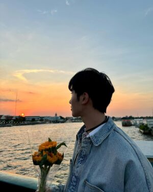 Bovorn Kongnawdee Instagram - 🌻