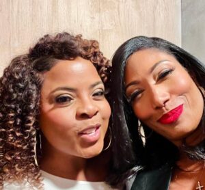 Brely Evans Instagram - This AhhMazing bright soul of sunshine @brelyevans is somewhere smiling and celebrating her special day today. She will light up a room everywhere she goes. Please help me wish Brely a very Happy Birthday!🥳🎂♥️🔥🎉🎈🎁 WE LOVE YOU SIS!!
#brelyevans #birthdaygirl #2013 #2023 #celebration #themanin3b #tridestinedstudios #carlweber #film #tv #entertainment #trishamanngrant #trishamann #on #imdbpro #christiankeyes #jamesblack #lammanrucker #shonejirobison #robertrichard #glenda #gayla #jakeeharry #actrish #actors #actress #love #blessed #grateful #♥️