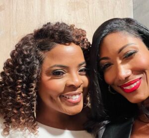 Brely Evans Instagram - This AhhMazing bright soul of sunshine @brelyevans is somewhere smiling and celebrating her special day today. She will light up a room everywhere she goes. Please help me wish Brely a very Happy Birthday!🥳🎂♥️🔥🎉🎈🎁 WE LOVE YOU SIS!!
#brelyevans #birthdaygirl #2013 #2023 #celebration #themanin3b #tridestinedstudios #carlweber #film #tv #entertainment #trishamanngrant #trishamann #on #imdbpro #christiankeyes #jamesblack #lammanrucker #shonejirobison #robertrichard #glenda #gayla #jakeeharry #actrish #actors #actress #love #blessed #grateful #♥️