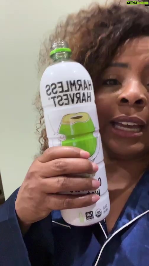Brely Evans Instagram - #followmytastebuds DONT OVER EAT BACON AND GET YOU SOME @harmlessharvest coconut water to stay hydrated!! It’s best when it’s ice cold!! OH AND ME AND HARMLESS HARVEST ARE BOTH FROM OAKLAND CA!! 🤪🤪🤪🤪🤪🤪 I’m behind the scenes of my new movie MAMAS BOY a thriller!! This movie is gonna have yo mouth all the wayyyyy OPEN!! Loving working with these talented folks! Ok go mind ya business and stay hydrated ❤️ if nobody told you today….I LOVE YOU 🥰 Worldwide