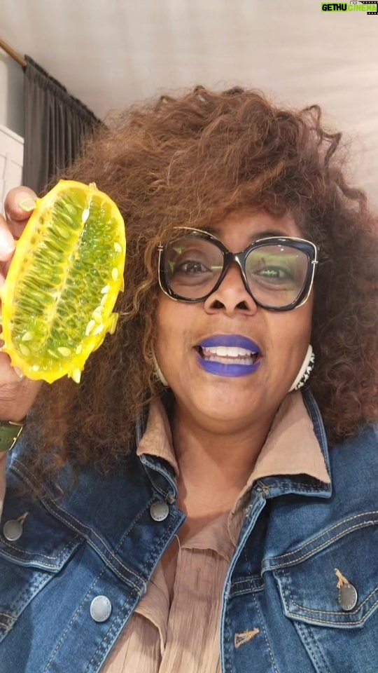Brely Evans Instagram - We got a new one!! A Kiwano Melon also known as the BLOW FISH FRUIT!! #followmytastebuds TAG ME WITH WHAT YOUR TASTE BUDS THINK ANOUT IT!! 💚 Blue lip by @algebrablessett 💙 Press on Nails by @psytonenails 💚 My interior Home design by @designmyinvestment 💙 My hair by @ms.andreacpowe ❤️ Worldwide