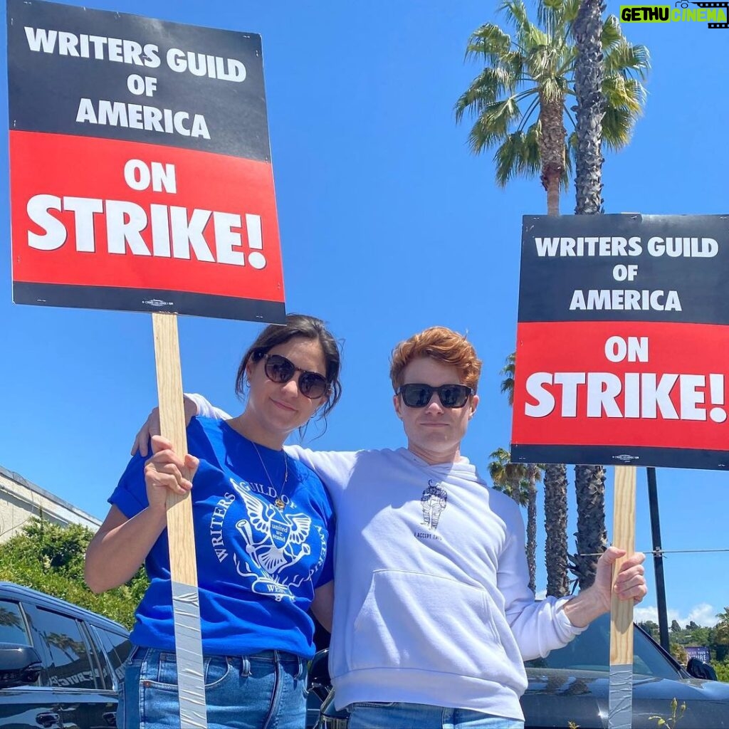 Brendan Scannell Instagram - We are on strike demanding to be paid for the value we create for the wildly profitable companies that control the entertainment industry 🤡 We are demanding fair residuals when the shows we work on are successful 🤑 We are demanding the end to explotative pre-greenlight rooms and anti-labor gig economy practices taken from the tech industry that turn writing for some the richest companies in America into a part-time job 🧟‍♂️ And we’re doing it looking good!! Survival is Insufficient #wgastrong