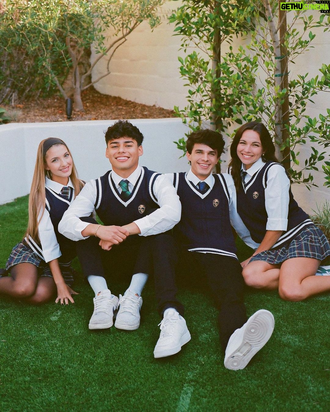 Brent Rivera Instagram - Too cool for school 😎