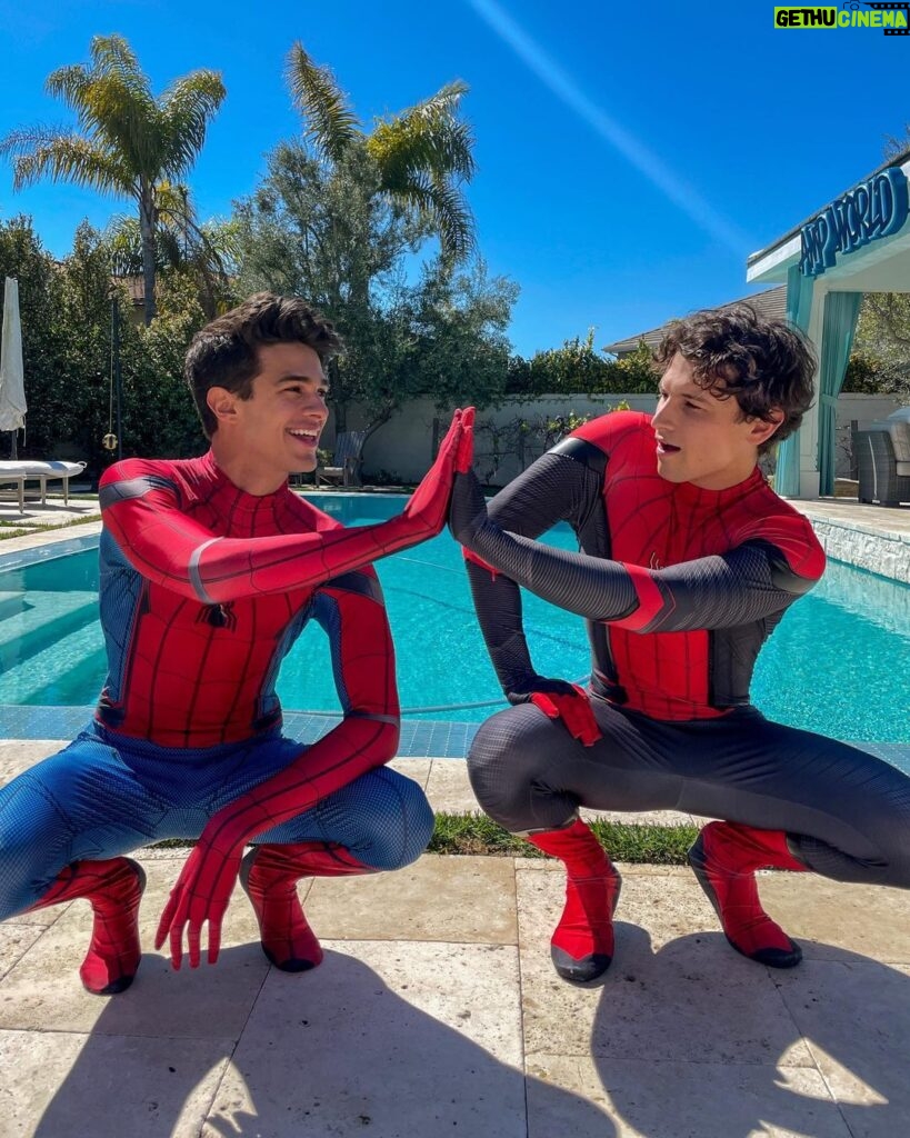 Brent Rivera Instagram - Spider-Man in training 🙄🕷 Hiếu Học