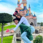 Brent Rivera Instagram - Bonjour Paris 🇫🇷😍 Disneyland Paris