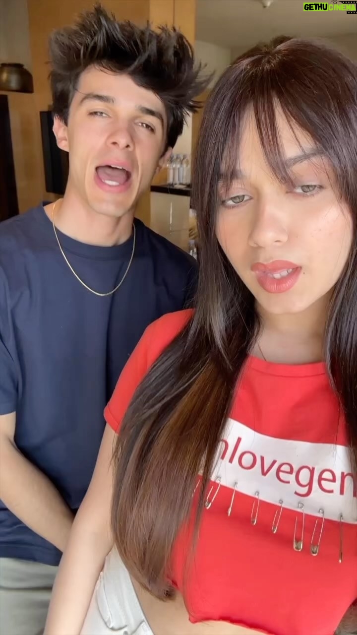 Brent Rivera Instagram - Made it to India :)