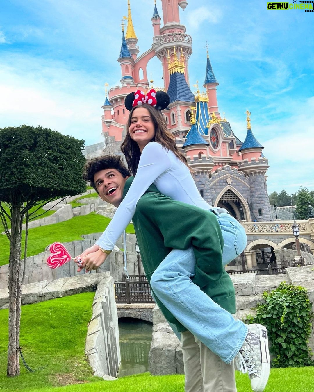 Brent Rivera Instagram - Bonjour Paris 🇫🇷😍 Disneyland Paris