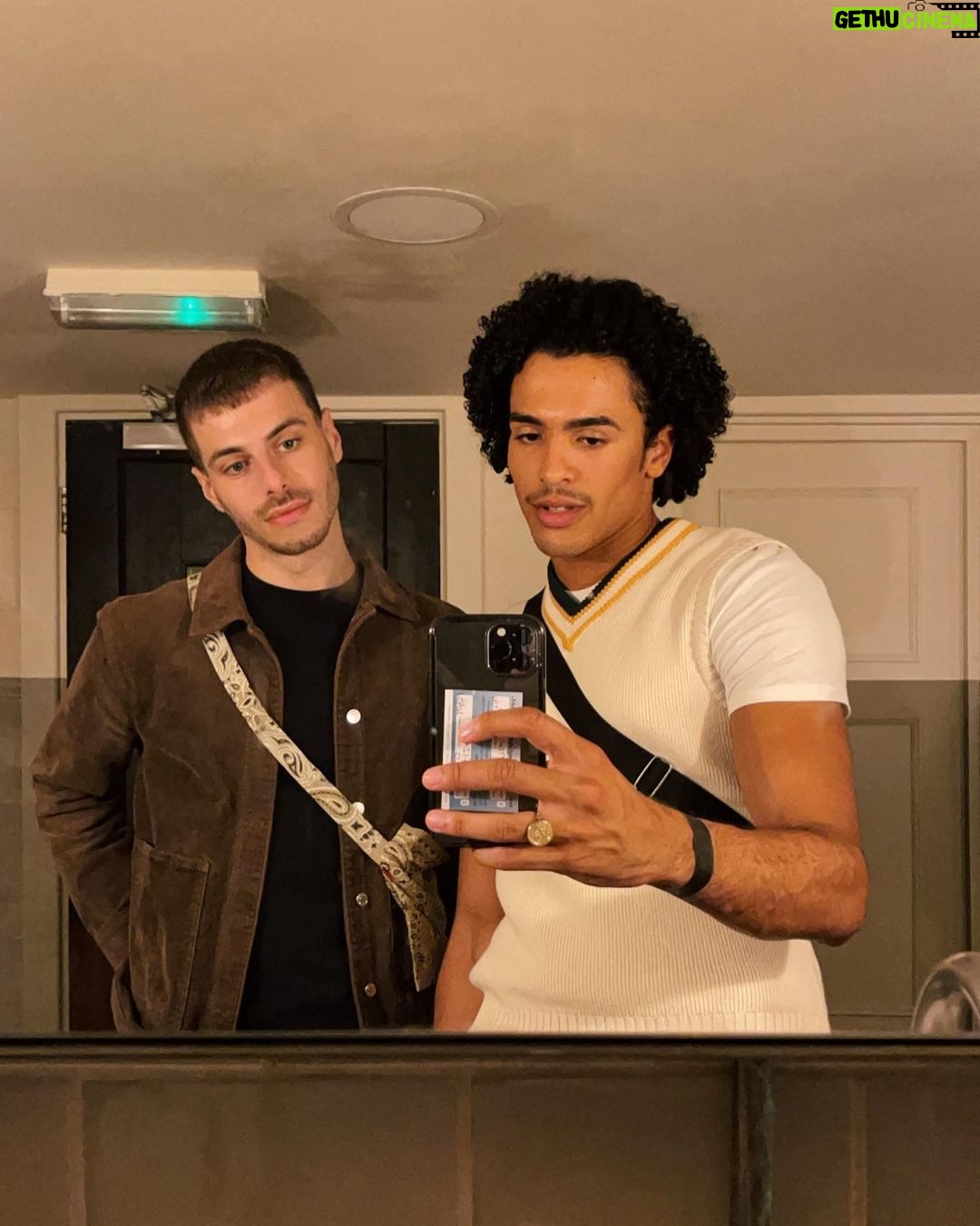 Brett Sewell Instagram - Weekend.🤍 Shoreditch