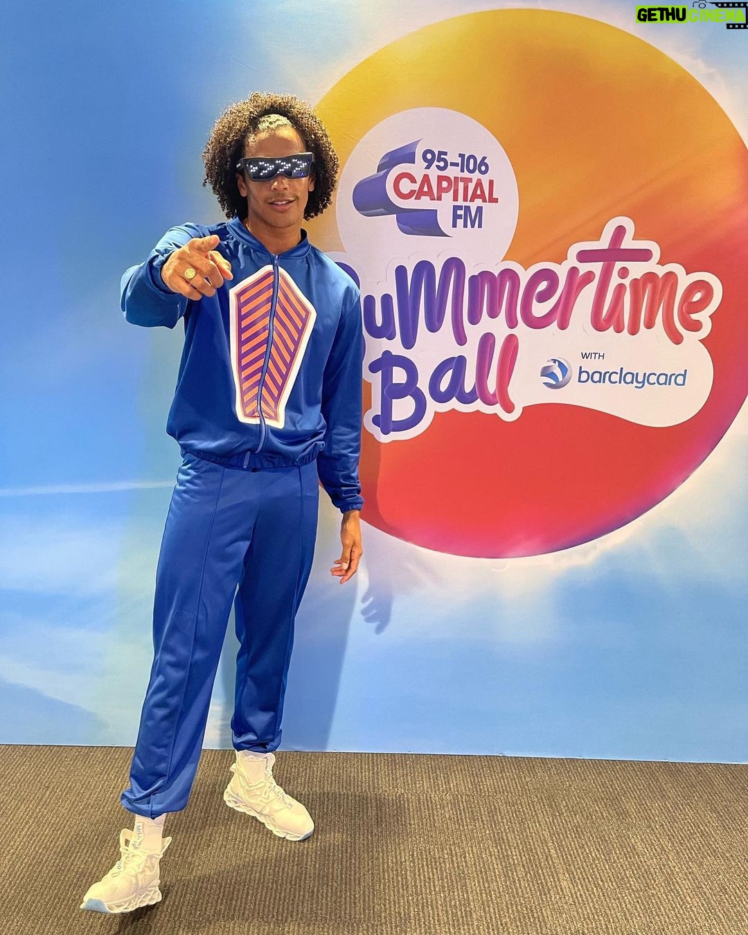 Brett Sewell Instagram - #CapitalSummerTimeBall 2022! Just super grateful right now, canβt stop smiling! Thank you @dancersincworld and #ElizabethHonan ππ½ So much love! Beyond grateful for you guys. What a moment.π€