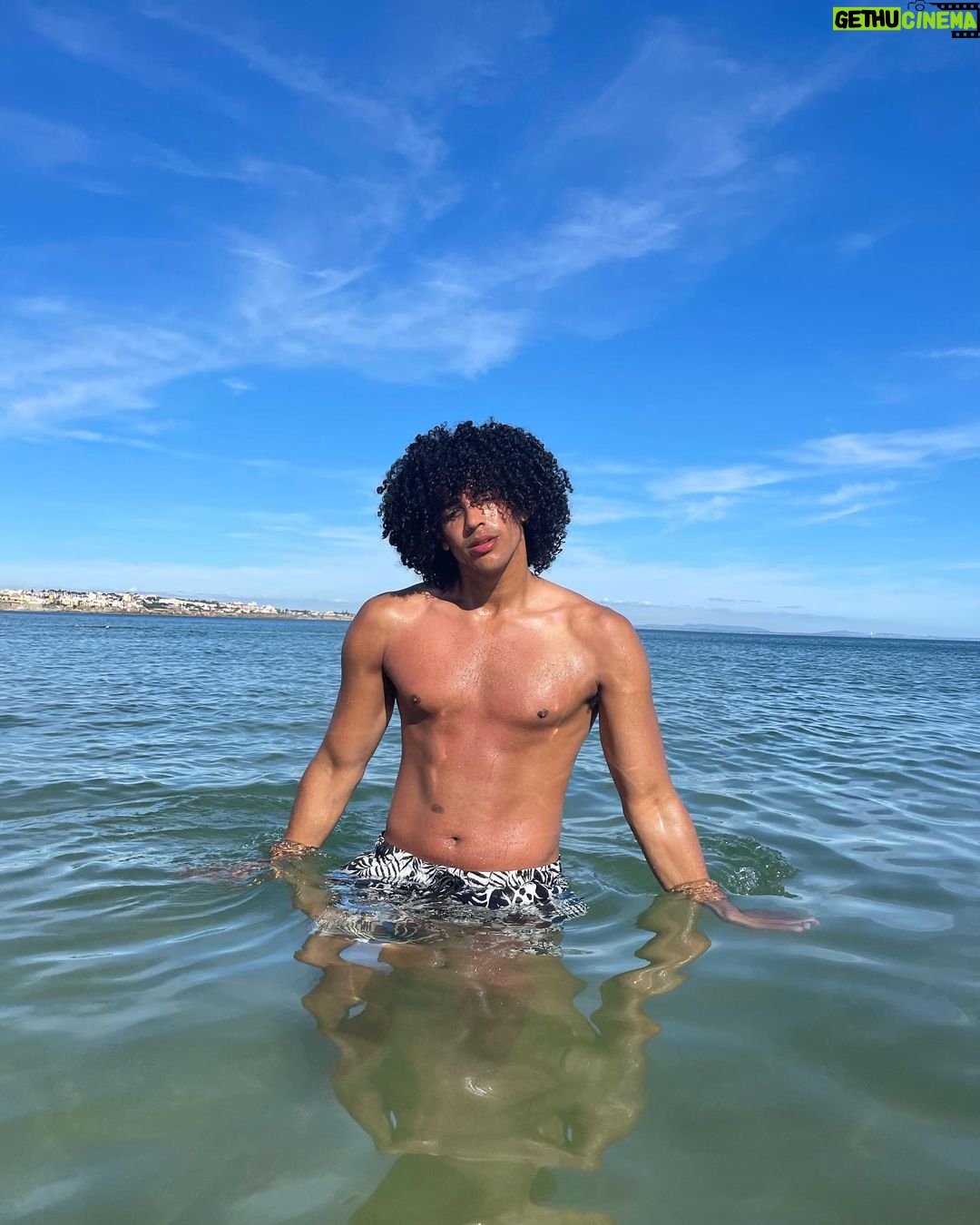 Brett Sewell Instagram - My happy place :) Lisbon, Portugal
