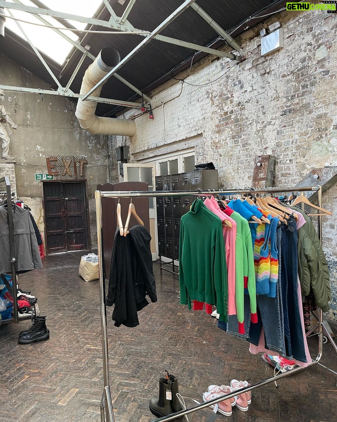 Brett Sewell Instagram - bts dump @oldspice @oldspicehair 🖤 London, United Kingdom