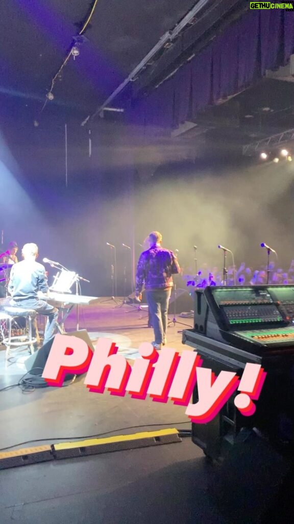 Brian Holden Instagram - The 3 Spirits are in PHILLY tonight, but we’ve got six more shows across the country! Don’t miss The Jangle Ball!
