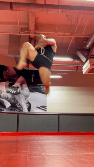 Brian Le Instagram - ⛩武館⛩ ENTER THE 37TH CHAMBER!!! NO COMPROMISE.. GOTTA BE RELENTLESS WITH IT 🤬🔥 MARTIAL ARTS UNTIL THE DEATH OF ME!!! 👹🐺💀🔥

INSPIRED BY MY CLAN ANN BROTHERS  @martialclubofficial @andyle_official @dmah_mc @d.y._sao 🙌❤️🔥
•
•
•
•
•
•
#martialarts #martialartslife #martialartstraining #martialartstricking #highkick #kicking #sidekick #roundhouse #roundhousekick #facekick #muayboran #muaythaifighter #taekwondotraining #capoeiralife #capoeira #donnieyen #tonyjaa #scottadkins #backflips #jackiechanstyle #kungfu