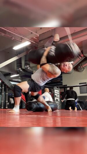 Brian Le Instagram - ⛩武館⛩ ONG BAK - LEGEND OF THE DEMON WOLF RHEEEEEEEE!!!! 👹🐺💀🔥👹🐺💀🔥🔥 GRATEFUL FOR THE LIFE I LIVE 🙏🔥❤️
•
•
•
•
•
•
•
•
•
•
#martialarts #martialartslife #martialartstraining #martialartstricking #highkick #kicking #sidekick #roundhouse #roundhousekick #facekick #muayboran #muaythaifighter #taekwondotraining #capoeiralife #capoeira #donnieyen #tonyjaa #scottadkins #backflips #jackiechanstyle #kungfu
