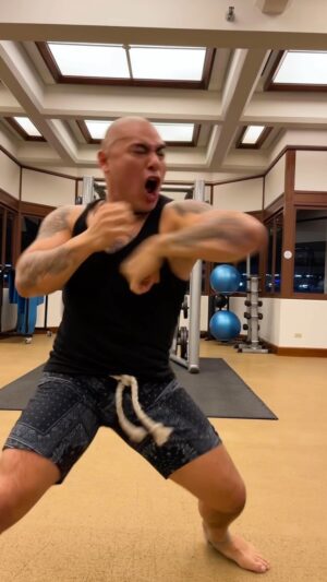 Brian Le Instagram - ⛩ 武館⛩ HAPPY HALLOWEEN YALL 🎃👻🔥 BE SURE TO GET YOUR TRAINING IN TODAY!!! 👹🔥 ABANDON THE FORM!!! OBEY THE PRINCIPLES WITHOUT BEING BOUND BY THEM 🥊🔥MARTIAL ARTS UNTIL THE DEATH OF ME!!! 👹🐺👹🐺🔥🔥🔥🔥
•
•
•
•
•
•
•
•
•
#martialarts #martialartslifestyle #martialartstraining #martialartslife #martialartsathletes #martialarts__videos #boxingdrills #boxingworld #boxinglifestyle #ironmiketyson #miketyson #muaythaitraining #muaythaifighter #muayboran #scottadkins #donnieyen #tonyjaa #kickboxingtraining #kickboxinglife #punchingbag #shadowboxing #shadowbox #undipsuted #boloyeung