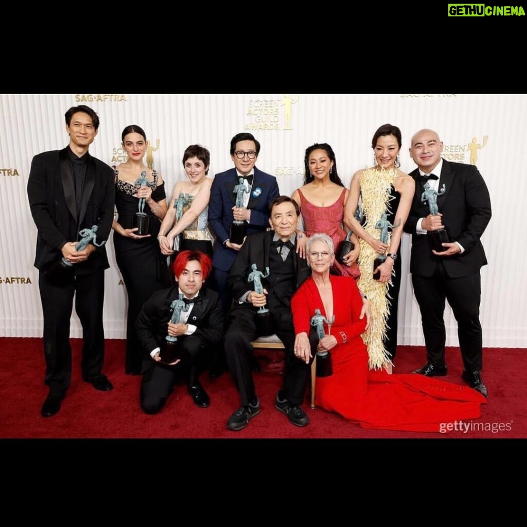 Brian Le Instagram - ✨⛩武館⛩ Thank you @sagawards for having @martialclubofficial at the 29th Annual Screen Actors Guild Awards!!! 😊🙌🔥 WE COMIN TO REP THE 714 LITTLE SAIGON @andyle_official 👐 Congrats to our very own @michelleyeoh_official @jamieleecurtis @kehuyquan for DOMINATING!! 🏆💥 and of course @everythingeverywheremovie family for Best Cast Ensemble! 😱🙌 I’m so proud to be part of the #EEAAO FAMILY ✨🙌❤️ Thank you go @a24 Katie Iida and Zoey Kang for taking care of us! 🙏 Shoutout to the family back home for prepping and seeing us off! ❤️ @racheltran @photojenick @kevindlaw8 @jessicatseang • • • • • • #MARTIALCLUB #actor #sagawards #sagawards2023
