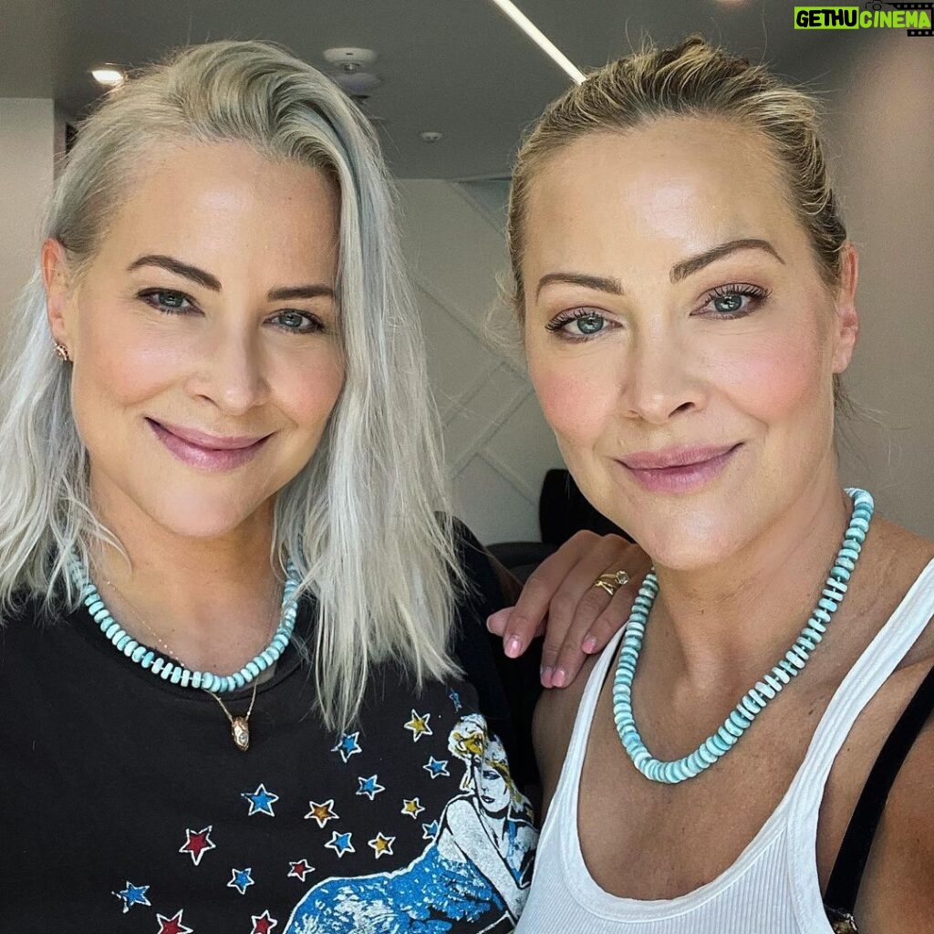 Brittany Daniel Instagram - Sharing some of our fav noninvasive beauty treatments from @realdryou Younique Surgery Center & Medical Spa, check out my story to see me and my sis @cynhauser receiving the @thermage_us and #carboxytherapy treatments. They both stimulate collagen and tighten your skin. We have a special 10% off code (for Thermage and Carboxy treatments):SWEETLIFE @realdryou & #youniquesurgerycenter #youniquemedspa #santamonica #noad Dr. Youssef, Lindsey (P.A.), and Michele (P.A.)