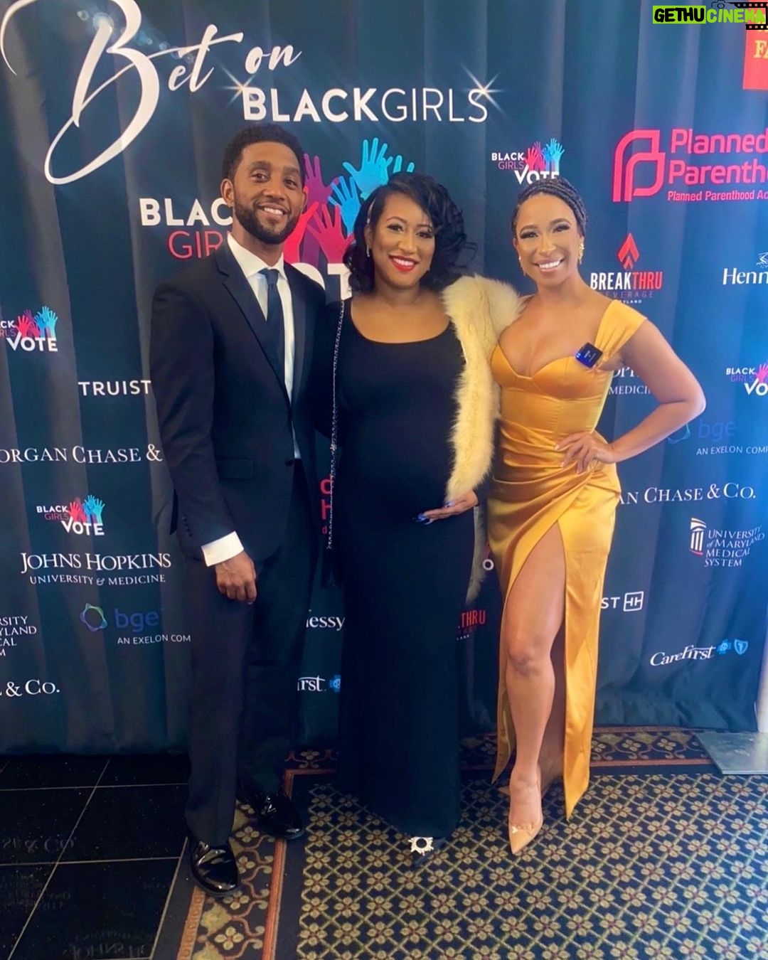 Brittany Lee Lewis Instagram - I had a great time working as the Red Carpet Host for the 6th Annual @blackgirlsvote Ball! 📨💕💙Thank you to @nykidra for having me; you’re a true leader and visionary, providing a platform for Black girls and women around the world 🫶🏽. Shout out to the entire @blackgirlsvote team for a powerful and beautiful event; it was absolutely stunning! #BlackGirlsVote #BlackGirlsVoteBall #Host #RedCarpetHost