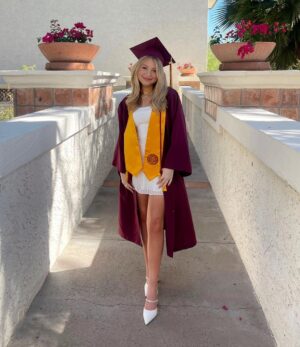 Brooke Sorenson Instagram - 🎓❤️