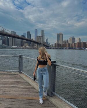 Brooke Sorenson Instagram - 🚕
