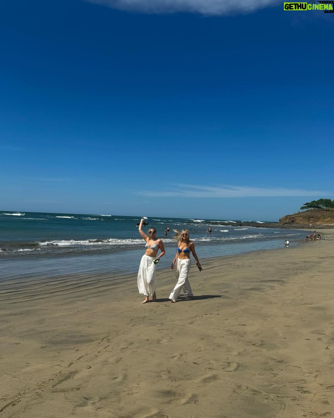 Brooke Sorenson Instagram - 🐒 Guanacaste Costa Rica