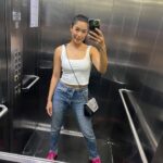 Bruna Aiiso Instagram - #photodump de elevador…rs Qual seu lookinho preferido? 🥹🫶💕 Rio de Janeiro, Rio de Janeiro