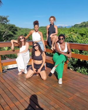 Bruna Aiiso Instagram - Obrigada @chacaradaalegriaa e @tati_tiburcio pelo fds incrível! 💙