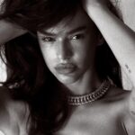 Bruna Marquezine Instagram - @voguebrasil