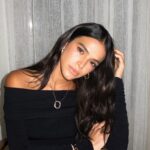 Bruna Marquezine Instagram - Locked 🔒🩵 Elegância e estilo que capturam o legado da @tiffanyandco. Completamente apaixonada pelas novas joias da Coleção #TiffanyLock ✨ #TiffanyPartner