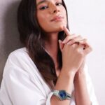 Bruna Marquezine Instagram - Making my authenticity timeless 🤍 @chopard #ChopardAlpineEagle