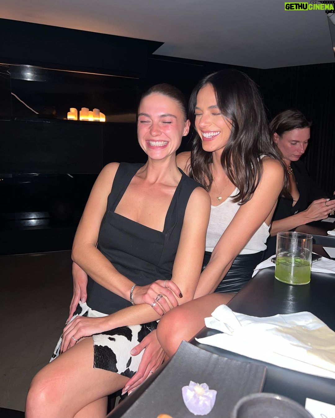 Bruna Marquezine Instagram - #tbt #dcmoments @plaza_athenee Plaza Athenee Paris