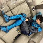 Bruna Marquezine Instagram - celebrando todo o amor que #bluebeetle tem recebido nos últimos dias!!! O filme entrou na @hbomaxbr na última sexta e é um dos mais assistidos no mundo todo desde então 😩🥹😮‍💨💙🪲 welcome to the blue beetle battalion