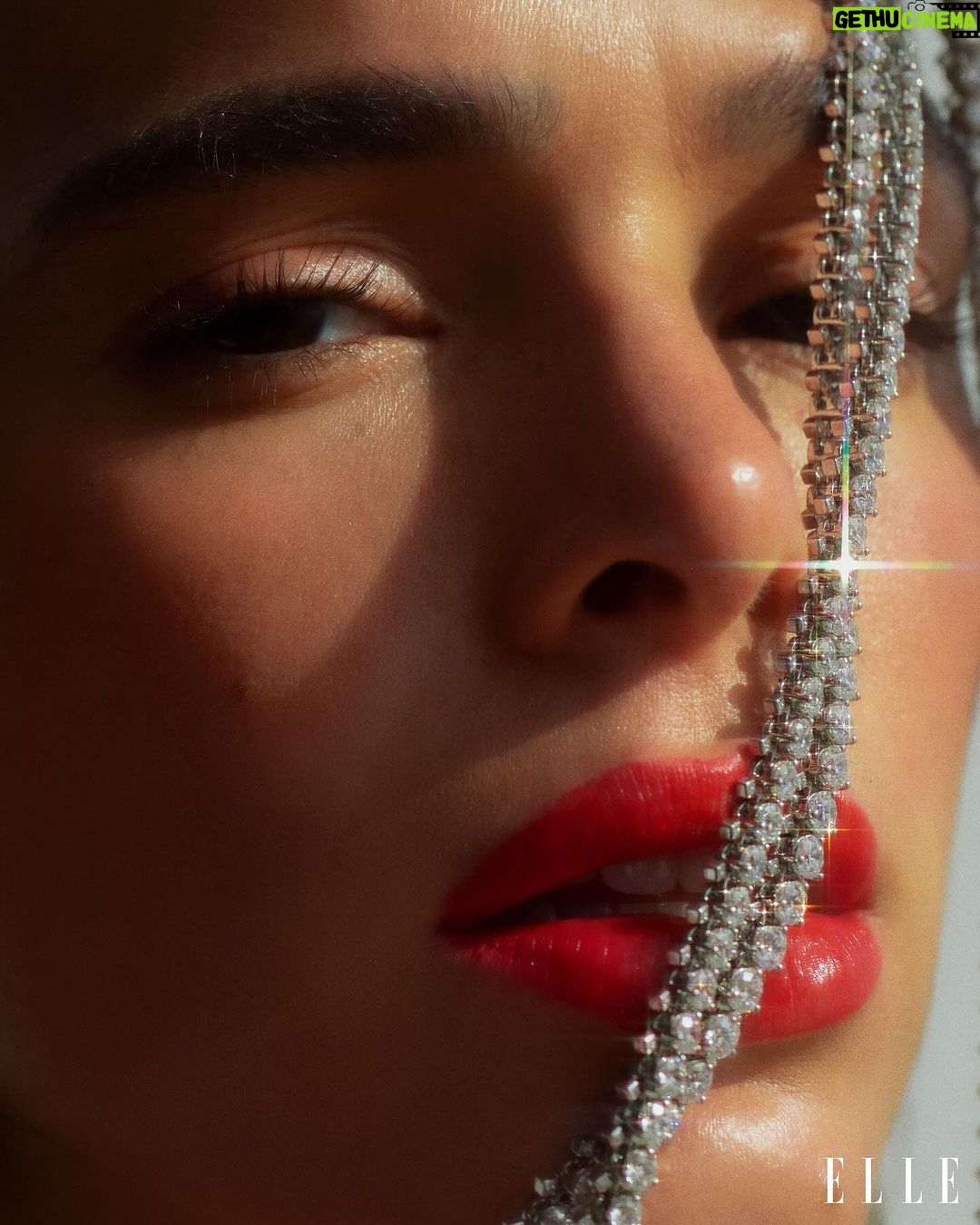 Bruna Marquezine Instagram - Actress #BrunaMarquezine has racked up over 20 television and film acting credits in Brazil, making her one of the most famous actresses in the country. It was only a matter of time before she started to take opportunities that would introduce her to the rest of the world. “I’ve always wanted my work to allow me to work outside of my country,” she tells @juliana_uki. “I hope that for my work, and for my art, there are no limits.” For ELLE's November issue, Marquezine discussed making her Hollywood debut in DC’s #BlueBeetle, and conquering the world while not abandoning her roots. Head to the link in bio to read her interview. ELLE: @elleusa Editor-in-chief: Nina Garcia @ninagarcia Photographer: Vava Ribeiro @vavaribeiro Stylist: Alexander Picon @sinkinginformer9 Writer: Juliana Ukiomogbe @juliana_uki Hair: Kevin Ryan for R Session Tools @kevinryanhair @rsessionpro Makeup: Pati Dubroff at Forward Artists @patidubroff @forwardartists Manicure: Ashlie Johnson at The Wall Group @ashlie_johnson @thewallgroup Set Design: Din Morris @din_morris Production: Viewfinders @viewfindersnyla
