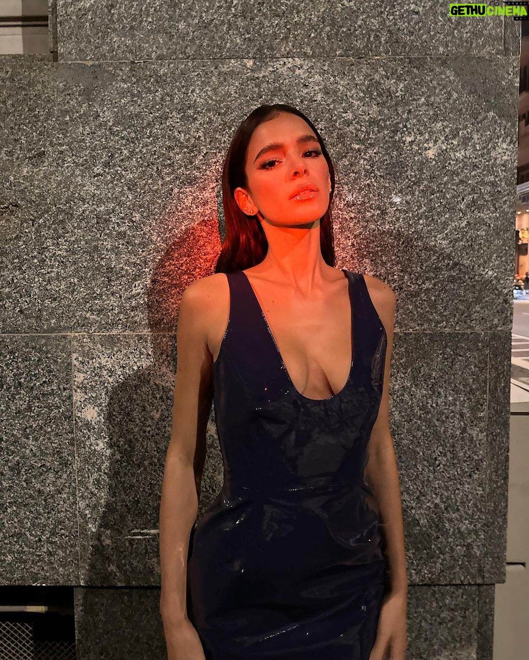 Bruna Marquezine Instagram - @ferragamo 💜 Milan, Italy