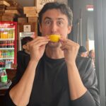 Bruno Ascenzo Instagram - Si la vida te da limones pero tienes lo labios cuarteados, ponte pan. 📸➡️ #YoTeQuieroConLimónyPan 🍋🍞