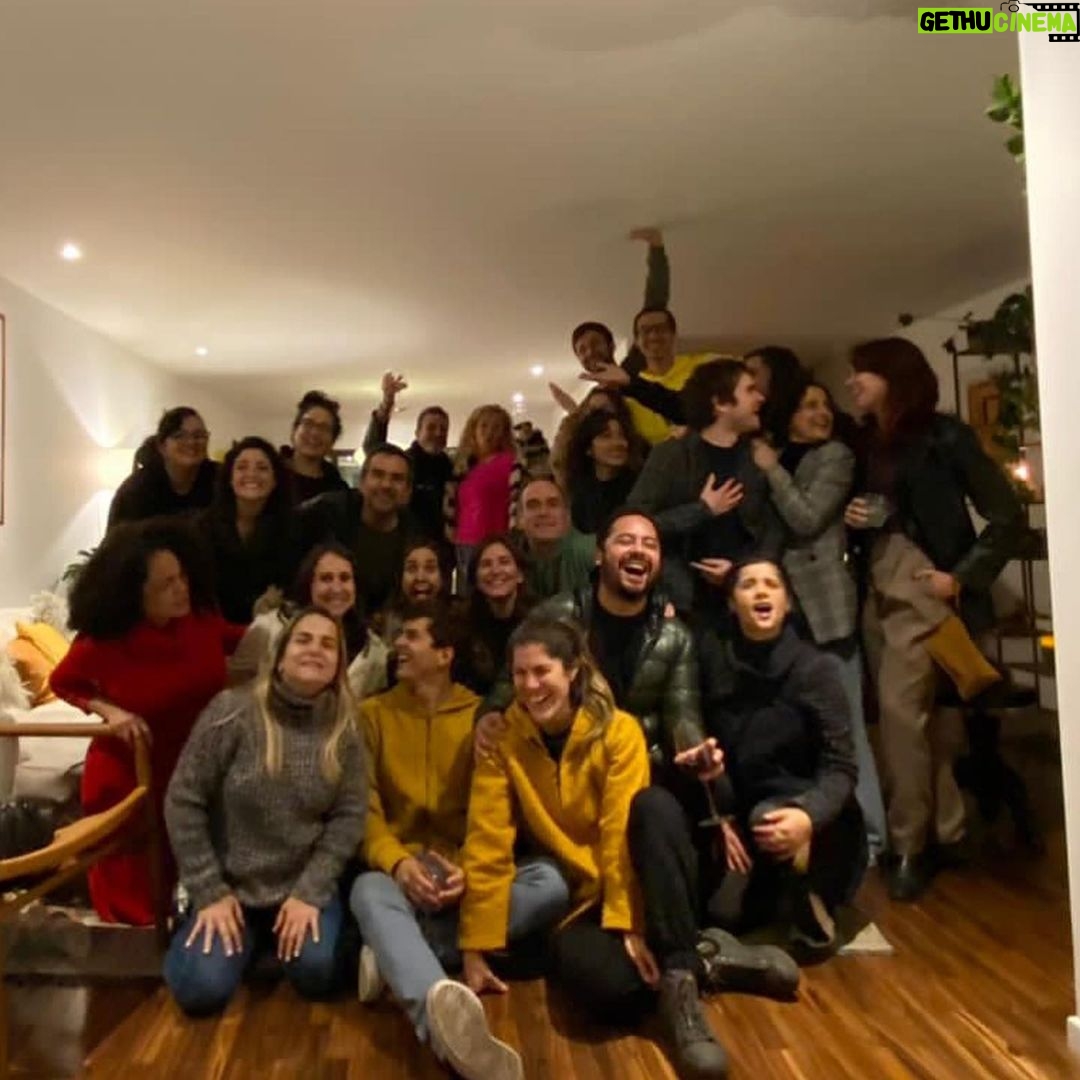Bruno Ascenzo Instagram - Un cumpleaños feliz para recordar los 38. 💝🥳🎉🎂🎈🎊 Gracias @gachirivero y @_adrianbello por ‘obligarme’ a celebrar. Les amo.