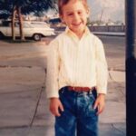 Bruno Ascenzo Instagram - Cómo vas a tener 38 años, pequeño niño?! Feliz cumpleaños a ti por seguir existiendo, por seguir insistiendo, por sobreponerte a tus miedos y por intentar siempre ser una buena persona en un mundo que se torna cada vez más hostil. Sigue creyendo. Que los golpes no te cambien, que las alegrías te duren mucho, que los que se van no te lleven consigo; y que los que están siempre estén. Y quieran seguir estando. A seguir sonriendo, a seguir viviendo. Gracias a todo@s por acompañarme y regalarme tanto amor en este inesperado y emocionante camino, queda mucho por recorrer.