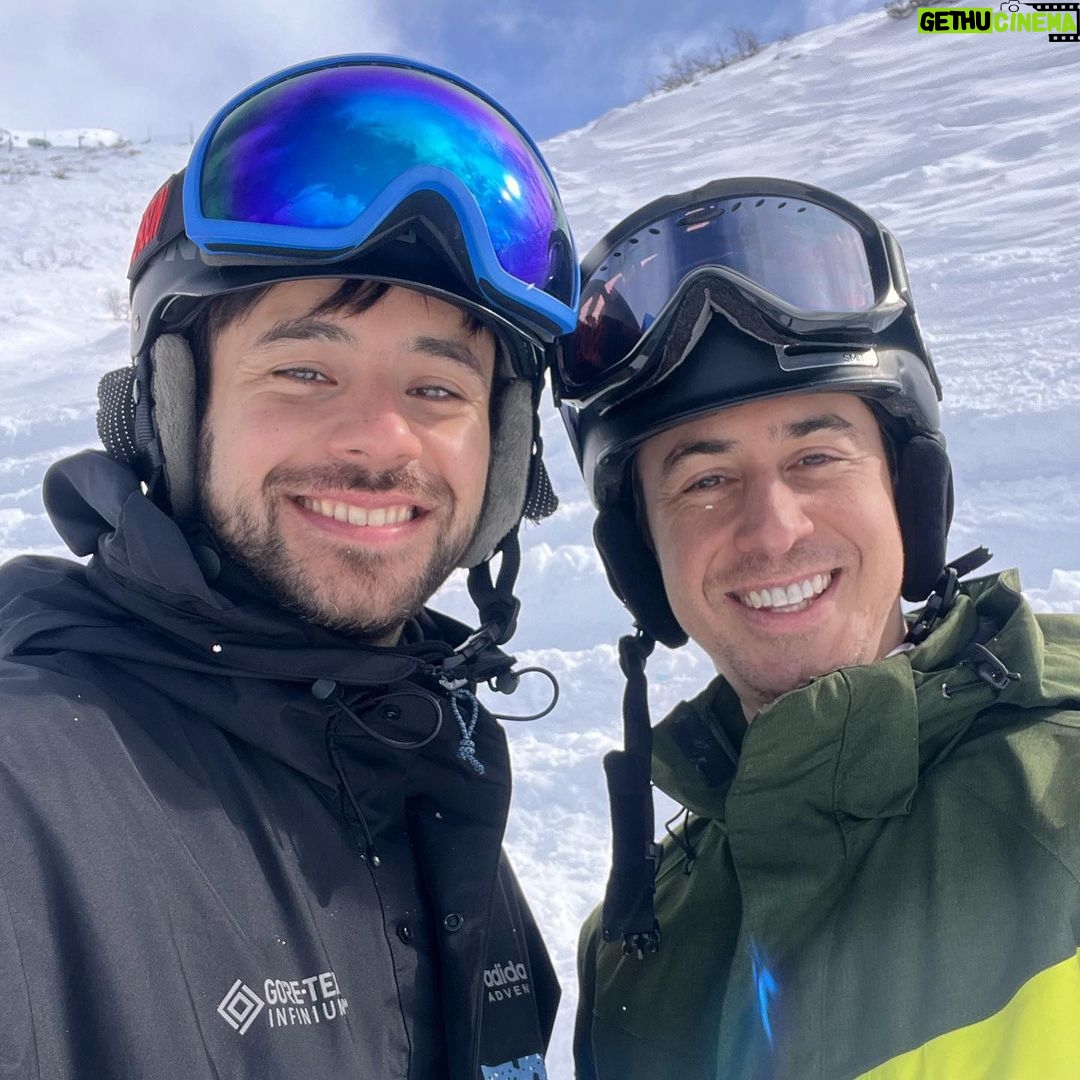 Bruno Ascenzo Instagram - Fin de semana to rememberear. ⛷️❄️ Bariloche, Argentina