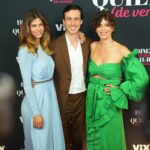 Bruno Ascenzo Instagram - El lunes fue una de esas noches de fantasía en el avant premier de ‘Dime lo que quieres (de verdad)’ así que subo estas fotos para inmortalizar el momento y para animarte a ver a estos 4 capos a partir de mañana jueves a través de @vix @vixoriginals en toda Latinoamérica y Estados Unidos. Para verla solo tienes que crearte una cuenta en @vix como en cualquier plataforma y listo, así de fácil. Ojalá la veas, la disfrutes y por qué no, converses sobre el tema con tu pareja o amigos más cercanos ❤️‍🔥🔥❤️‍🔥 Gracias @yirkosivirich por salvarme como siempre 🕴️✨