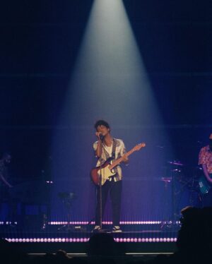 Bruno Mars Instagram - “Bruno Mars live is a must see” ~Bruno Mars ⭐️ ⭐️ ⭐️ ⭐️ ⭐️