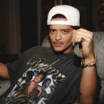 Bruno Mars Instagram - Hey don’t make this weird.