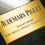 Bruno Mars Instagram - My boys continue to show the world what time it is, and a band that sings together blings together! ✨✨ #AudeMARS #Hooligans #Squad 2019! 🍾