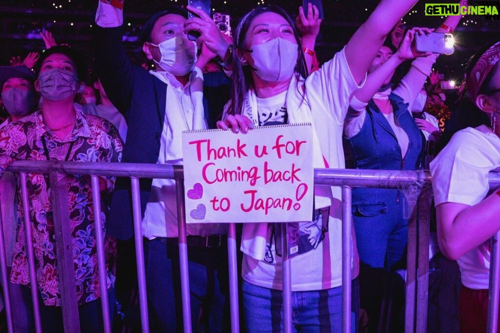 Bruno Mars Instagram - Thank you Japan for everything!!! I love you ♥️ 🇯🇵🫰