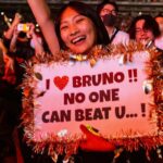 Bruno Mars Instagram - Thank you Japan for everything!!! I love you ♥️ 🇯🇵🫰
