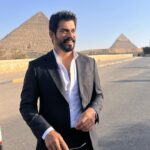 Burak Özçivit Instagram - #egypt🇪🇬 Shooting Day… ⛰️