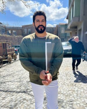 Burak Özçivit Instagram - @altinyildizclassics 🪢