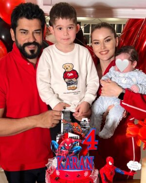Burak Özçivit Instagram - Aşk Adam 1 🧑🏻‍🚀 iyiki doğdun oğlum ❤️ 4 age 
13.04.2019